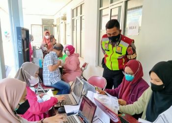 Dukung Percepatan Vaksinasi PKKM Darurat Level 4, Polisi Kembali laksanakan Vaksinasi Polri Lanjutan