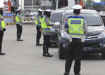 PPKM Darurat, Polisi Tutup 27 Pintu Keluar Tol Menuju Jateng