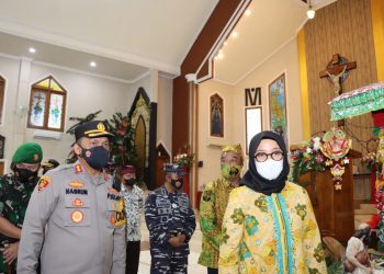 Kapolresta Banyuwangi dan Forpimda Safari Natal, Mengunjungi Sejumlah Gereja di Banyuwangi