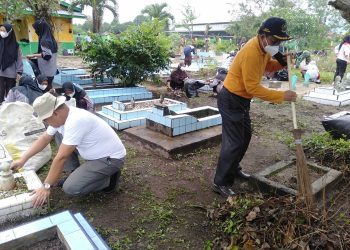 Pemkab Bateng Apresiasi PPI Bateng Gotong Royong di TPU Berok