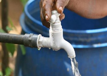 Masyarakat Pulau Lutungan Mengeluh Terkait Minimnya Air Bersih