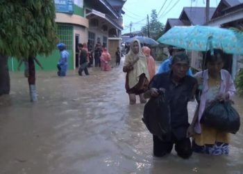 Banjir Melanda Kota Padang: Fokus Evakuasi dan Penanganan Terus Dilakukan